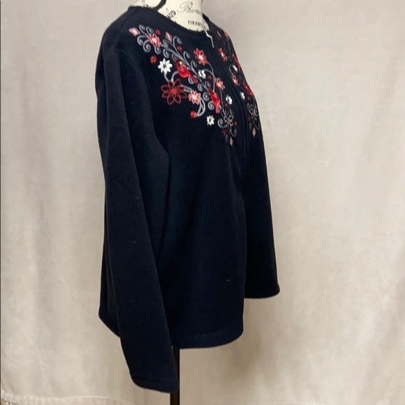 Croft & Barrow black embordered fleece zip up top - Picture 4 of 7